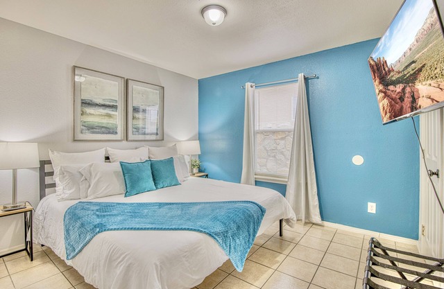 ✨ BY FORT BLISS: 2 KING BEDS, FAST WIFI, FULL BATH, LAUNDRY
