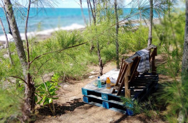 By The Rocks Cottage - Your Anywhere Spot