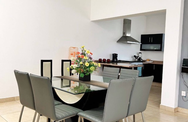 Cómoda casa en Lomas de Angelopolis 100% equipada.!