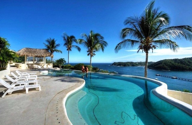 C. Punta Sta Cruz 2BR
