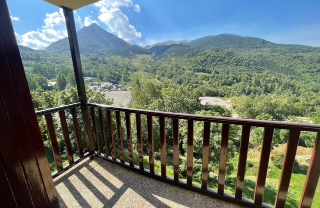 C09 - Apartamento Pirineos - Villmor