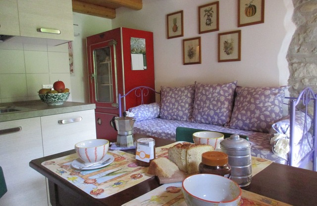 Ca 'Minù in den Prosecco Hügeln, Klima, Wi-Fi, Haustiere willkommen, Rosengarten