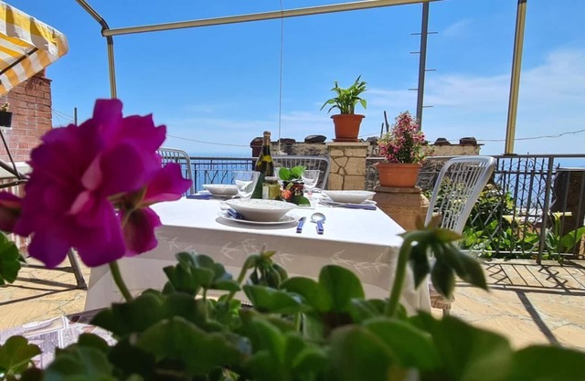 ☆Seaview & Relax☆ Family/Couple @ 5 TERRE-VOLASTRA