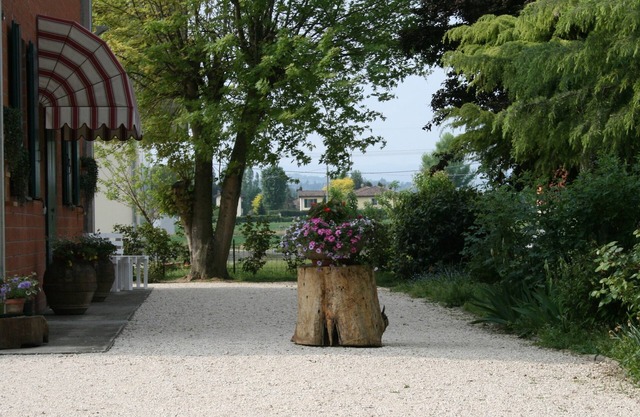 Cà Stanga rustikale Wohnung auf dem Bauernhof 2 km Ausfahrt Valsamoggia (Bologna) A1