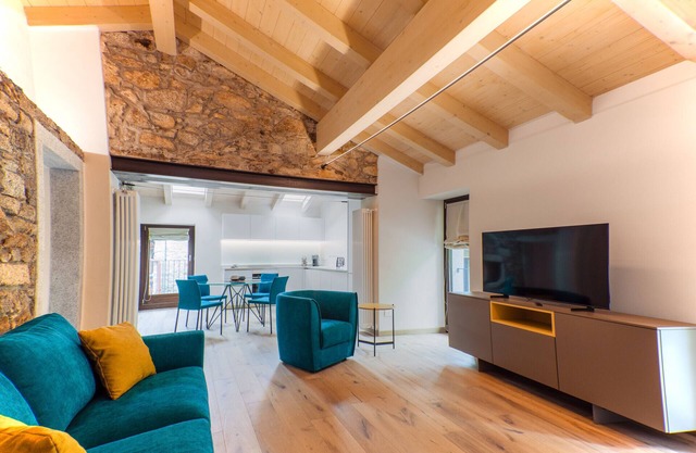 Ca' Vincenza boutique apartment in Montorfano