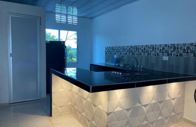 Cabaña aldea primaveral