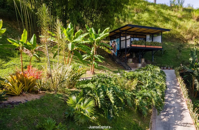 Cabañas de Lujo en Medio de la Naturaleza a Solo 40 min de Medellín
