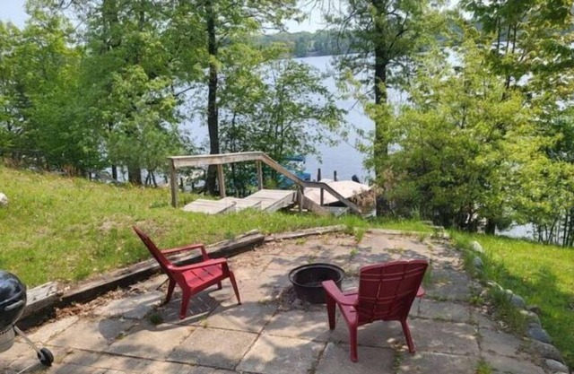 Cabin 1 - Modern lake front cabin with dock