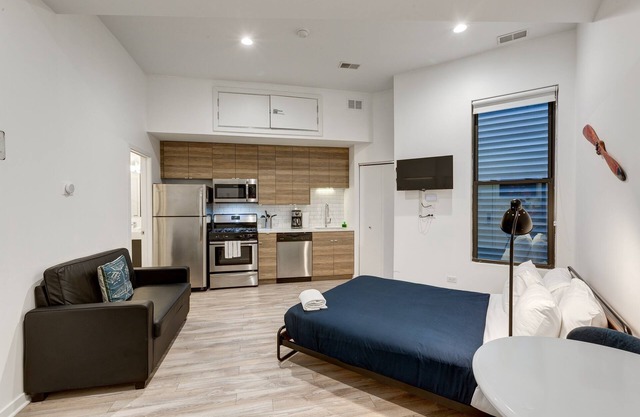 Cabin 104 by 747 Lofts