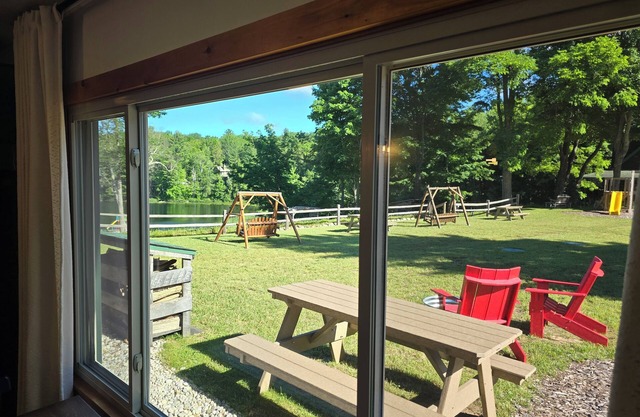 Cabin #2- Sleeping Bear Resort
