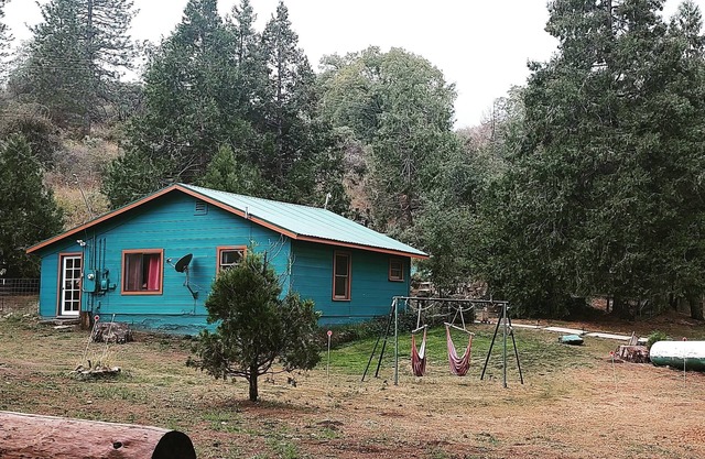 Cozy Cabin 20 minutes from Kings Canyon