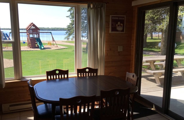 Cabin 9 Lakefront Family/Pet Friendly Fishing Resort Dock Beach Resort Amenities