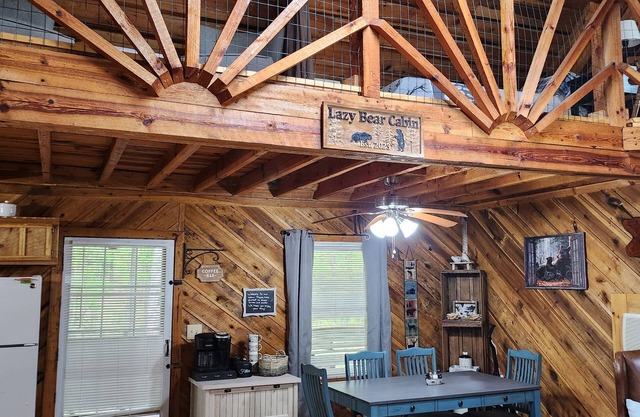 Cabin at Cave Run Lake /Red River Gorge