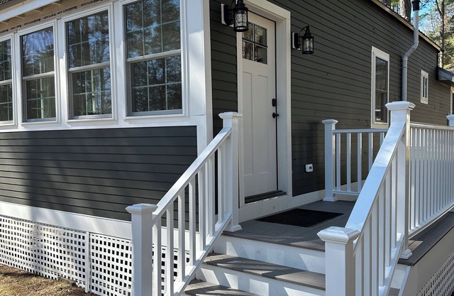 Cabin at The Dock Of The Bay -Lakefront w/Mooring