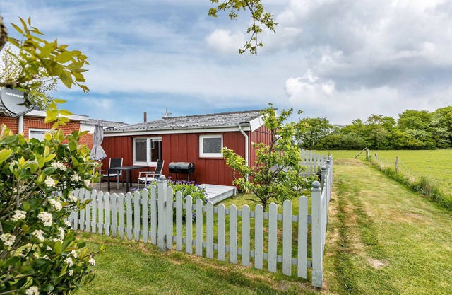 Hütte 'Bei Karin' mit privater Terrasse, Gemeinschaftsgarten und Wi-Fi