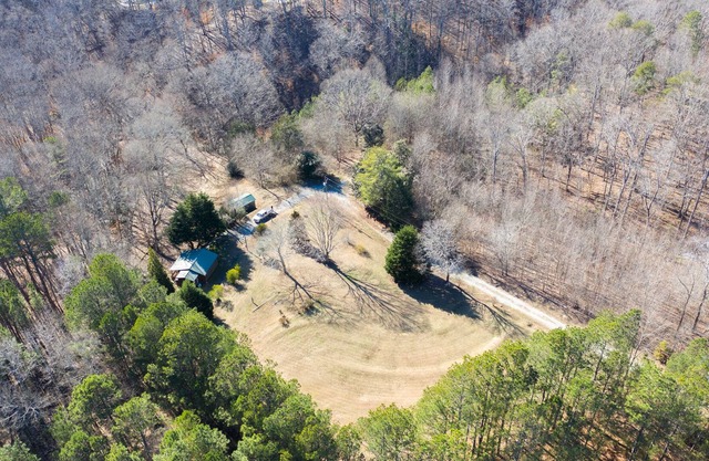 Cabin Hideaway near Lake Lanier