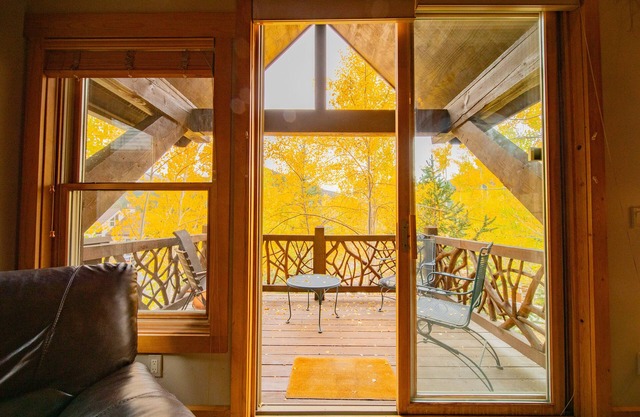 Cabin in the Pines 4