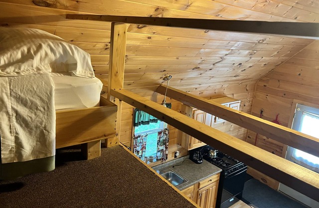 Cabin in West Forks Maine -white water Rafting, ATV & Snowmobile trails on site