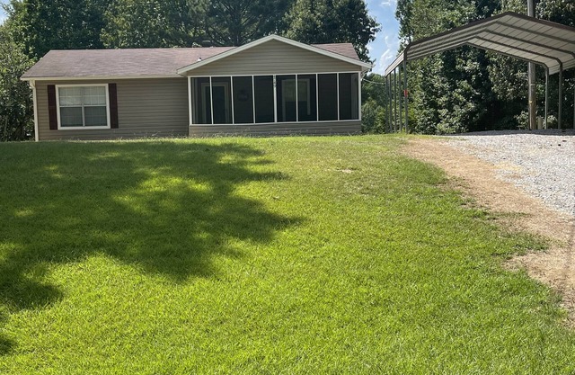 Cabin near boat ramp at Sardis Lake