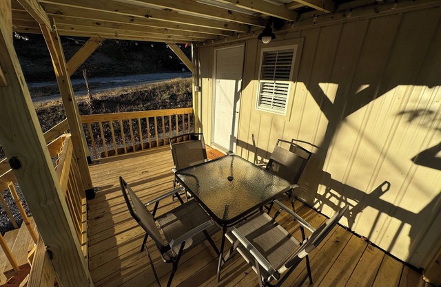 Cabin on Douglas Lake & Boat Slip - Chimney