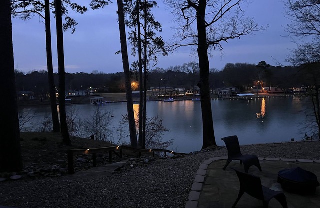 CABIN ON LAKE HAMILTON ALSO FULL RV HOOK UP