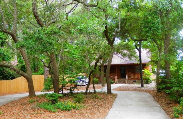 Pet Friendly 2 bd 2 Badehaus