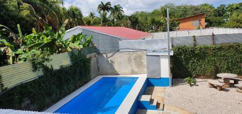 Cabina Grande en Brasilito con Piscina a 2 min de la playa