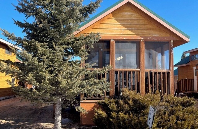 Cabins by Panguitch Lake: Where Rustic Charm Meets Amazing Fishing!