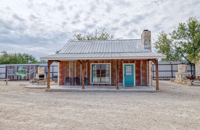 Cabins by the Frio River - River Rock Cabin #2