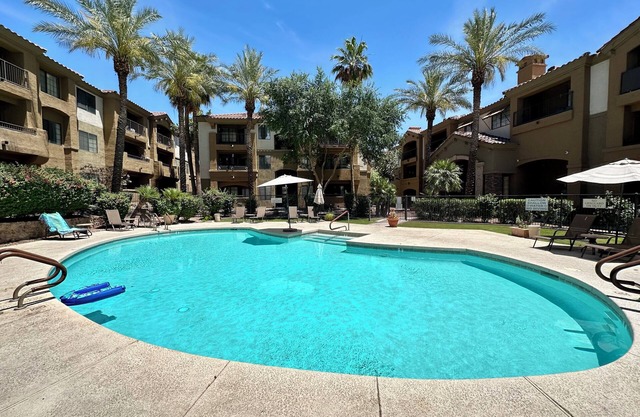 Cactus Casita: A Cozy Desert Hideaway Near Phoenix Top Attractions & Airport.