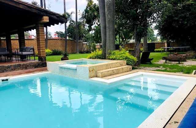 CactusHaus, Cuernavaca, Heated pool exclusively for you.
