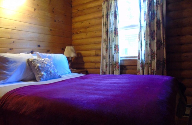 Cajun Cedar Log Cottages 2 Bdrm - Kap-Breton-Einheit 2