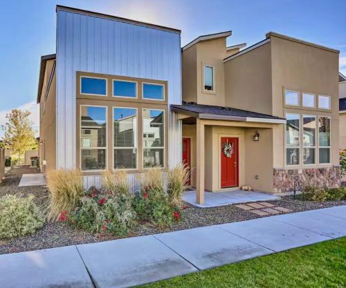 Cajun King Townhome, Village - 3 En-suite Bedrooms