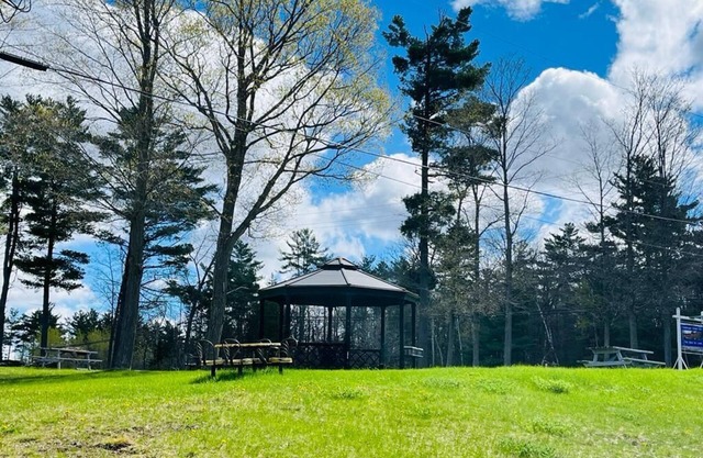 Calabogie Motor Inn