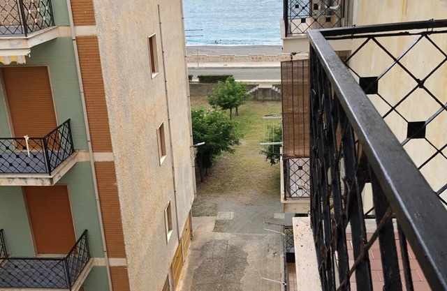 Calabria Torremezzo - 3P Apartment in Residence on the seafront