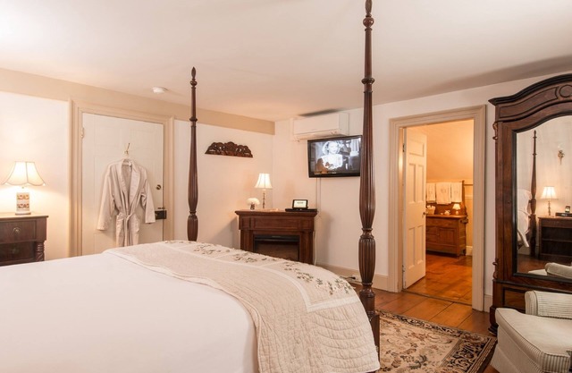 Caldwell House Bed & Breakfast
