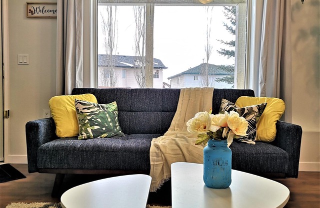 AlgCalgary 5 🌟STYLISH 2️⃣ BR DT / UC / BANFF / COP 🀄