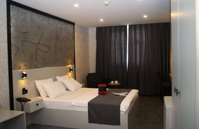 Cali Royal Otel