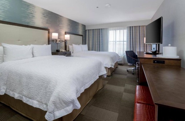 CALIFORNIA COMFORT IN THE POWAY BUSINESS PARK
