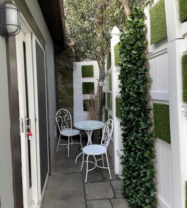 California guest house