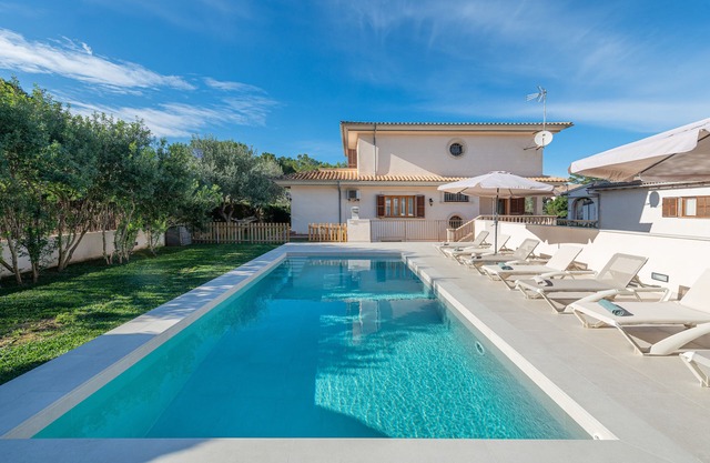 CALMA - Schönes Haus mit privatem Pool in Meeresnähe. Wifi gratis.