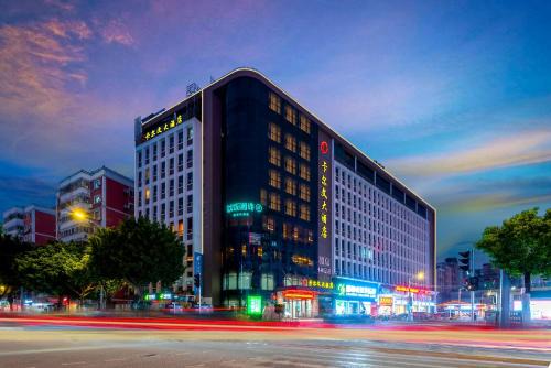 Calvin International Hotel Guangzhou Sanyuanli Metro Station Branch - Free Shuttle Bus to Canton Fair Complex During Canton Fair Period & Free Deliver Service to Guangzhou Baiyun International Airport