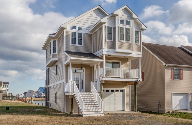 Ein wunderschönes 4 Schlafzimmer Ferienhaus in Captain`s Cove, nur wenige Minuten von Chincoteague Island entfernt!