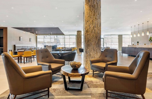Cambria Hotel Bloomington Mall of America Minneapolis Airport