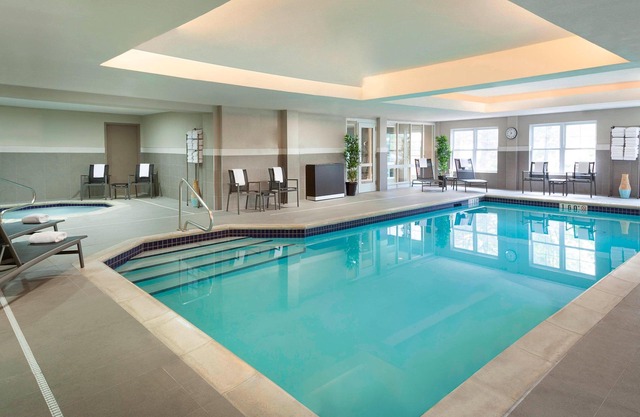 Cambridge Suites Mississauga