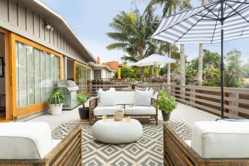 Camden by AvantStay 5mins to the Beach Elevated Home w Pacific Ocean Views