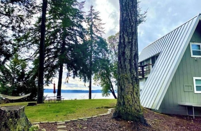 Camp Duckabush: Scenic Hood Canal A-Frame, inc: private yard, WIFI, Pet-Friendly