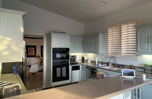 Camp Locum - Charming 3-bedroom house in wonderful Carmel-by-the-Sea
