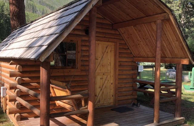 CAMP SULA-Dry cabin 1 on the East Fork