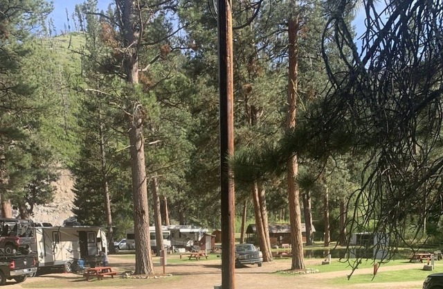 CAMP SULA - RV spot 19 Back in